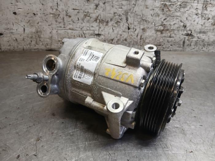 Usagé Compresseur de clim Peugeot Boxer (U9) 2.2 BlueHDi 180 Prix € 423,50 Prix TTC proposé par Autohandel-Smet Gebroeders NV