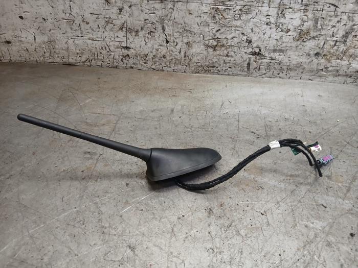 Begagnade Antenn Peugeot Boxer (U9) 2.2 BlueHDi 180 Pris € 181,50 Inklusive moms erbjuds av Autohandel-Smet Gebroeders NV