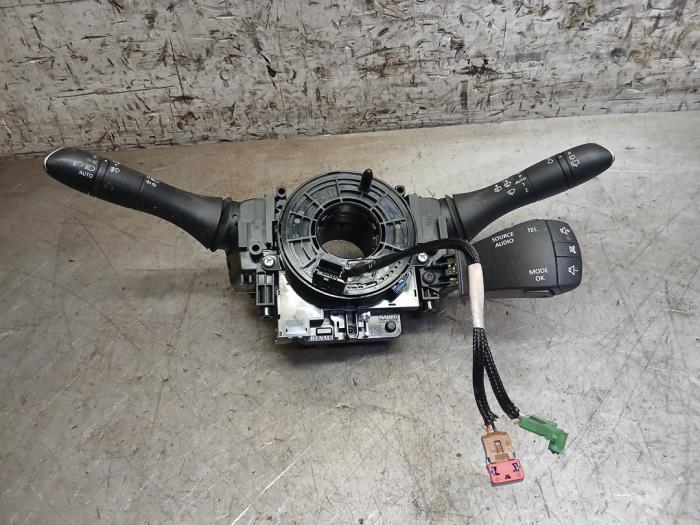 Begagnade Styrvinkelsensor Renault Kadjar (RFEH) 1.3 TCE 140 FAP 16V Pris € 121,00 Inklusive moms erbjuds av Autohandel-Smet Gebroeders NV