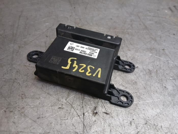 Begagnade Komfortmodul Jeep Renegade (BU) 1.0 GSE T3 12V Pris € 60,50 Inklusive moms erbjuds av Autohandel-Smet Gebroeders NV