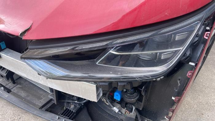 Używane Reflektor lewy Kia EV6 (CV) Cena € 1.391,50 Z VAT oferowane przez Autohandel-Smet Gebroeders NV