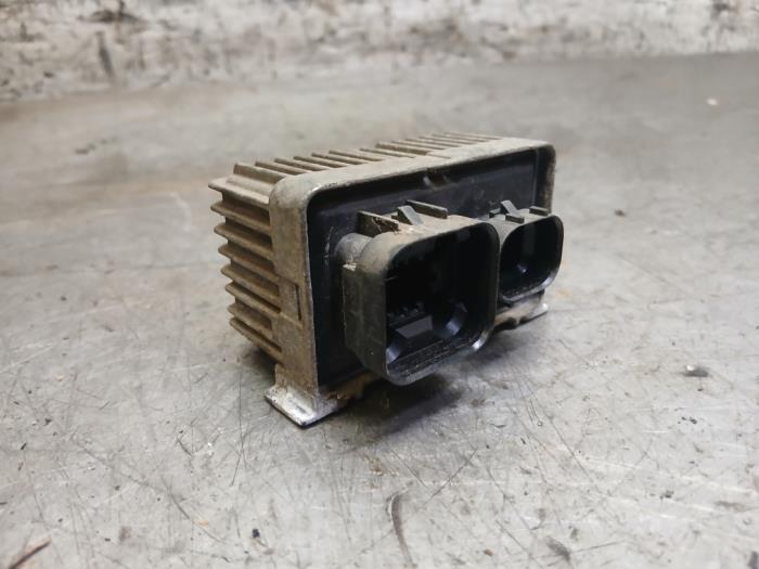 Usagé Ordinateur refroidisseur Ford Transit Custom 2.2 TDCi 16V Prix € 30,25 Prix TTC proposé par Autohandel-Smet Gebroeders NV