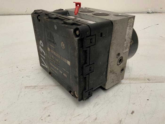 Begagnade ABS-pump Seat Toledo (1M2) 1.6 Pris € 30,00 Marginaltabell erbjuds av Autodemontage van der Iest