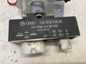 Used Cooling fan resistor Volkswagen Polo V (6R) 1.6 TDI 16V 75 Price € 12,50 Margin scheme offered by Autodemontage van der Iest