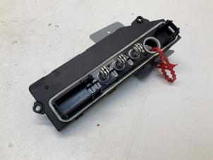 Used Heating element Mercedes A (W176) 1.8 A-200 CDI 16V Price € 102,85 Inclusive VAT offered by Autodemontage van der Iest