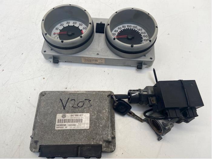 Used Ignition lock + computer Volkswagen Lupo (6X1) 1.0 MPi 50 Price € 95,00 Margin scheme offered by Autodemontage van der Iest