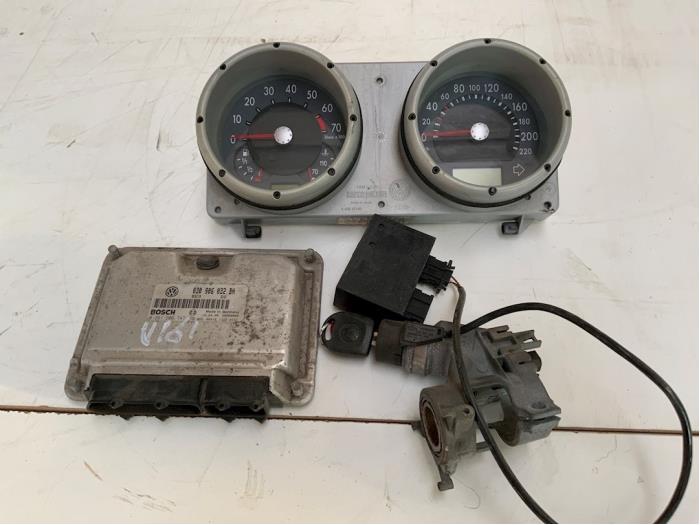 Used Ignition lock + computer Volkswagen Lupo (6X1) 1.0 MPi 50 Price € 75,00 Margin scheme offered by Autodemontage van der Iest