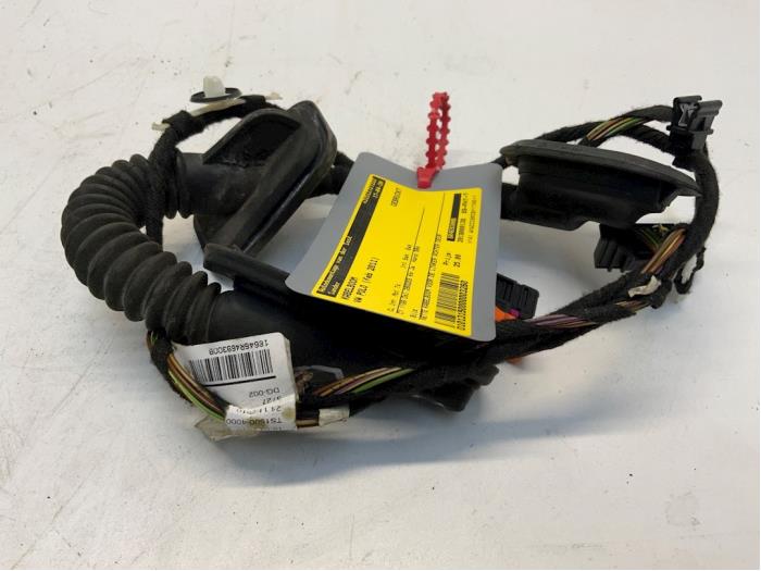 Begagnade Kablage Volkswagen Polo V (6R) 1.2 TDI 12V BlueMotion Pris € 25,00 Marginaltabell erbjuds av Autodemontage van der Iest