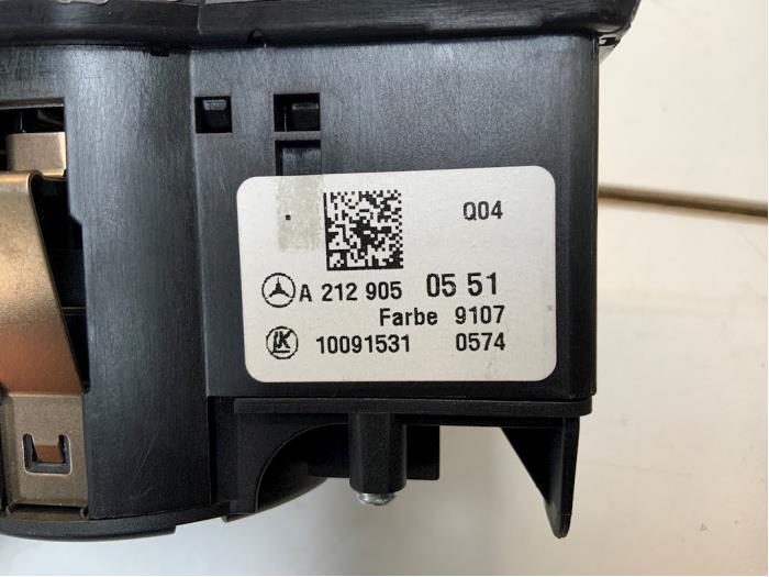 Light switch from a Mercedes-Benz A (W176) 2.2 A-220 CDI 16V 2014