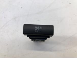 Used ASR switch Skoda Octavia Combi (1Z5) 2.0 TDI PD 16V Price € 5,00 Margin scheme offered by Autodemontage van der Iest