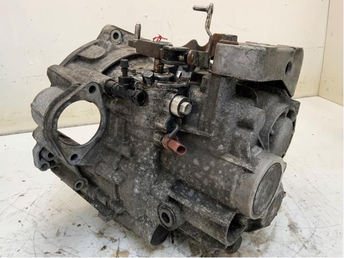 Gearbox Skoda Octavia Combi 2.0 TDI PD 16V - 02Q300043NX BKD HDV