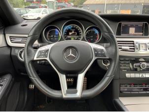 Used Steering wheel Mercedes E (W212) E-300 BlueTec Hybrid V6 24V Price € 279,99 Margin scheme offered by Autodemontage van der Iest