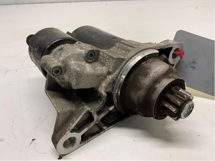 Gebrauchte Anlasser Volkswagen Polo IV (9N1/2/3) 1.2 Preis € 25,00 Margenregelung angeboten von Autodemontage van der Iest