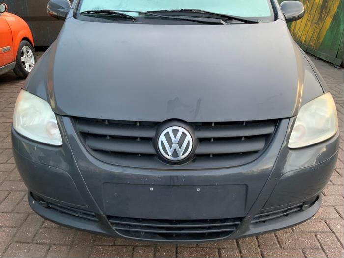 Używane Przód kompletny Volkswagen Fox (5Z) 1.2 Cena € 699,99 Procedura marży oferowane przez Autodemontage van der Iest