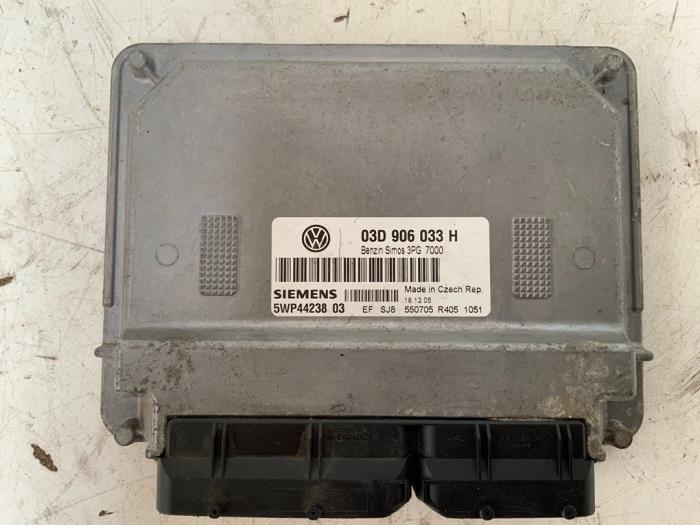 Used Engine management computer Volkswagen Fox (5Z) 1.2 Price € 55,00 Margin scheme offered by Autodemontage van der Iest