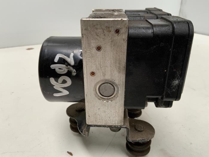 Gebrauchte ABS Pumpe Seat Leon (1P1) 2.0 TDI 16V Preis € 50,00 Margenregelung angeboten von Autodemontage van der Iest