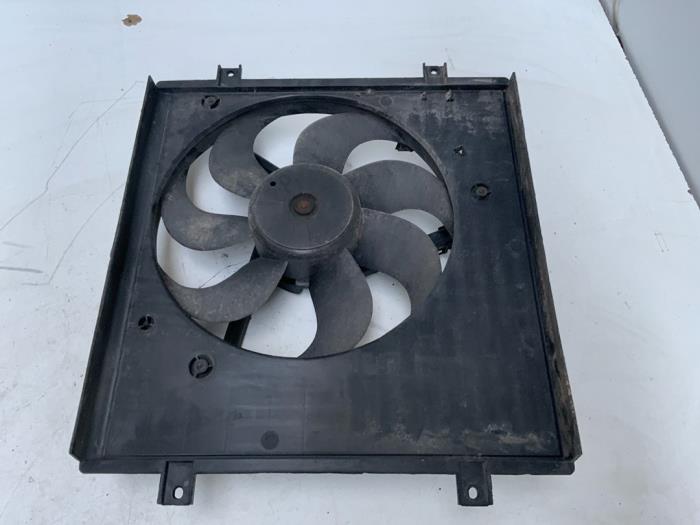 Gebrauchte Kühlerventilator Volkswagen Fox (5Z) 1.2 Preis € 25,00 Margenregelung angeboten von Autodemontage van der Iest