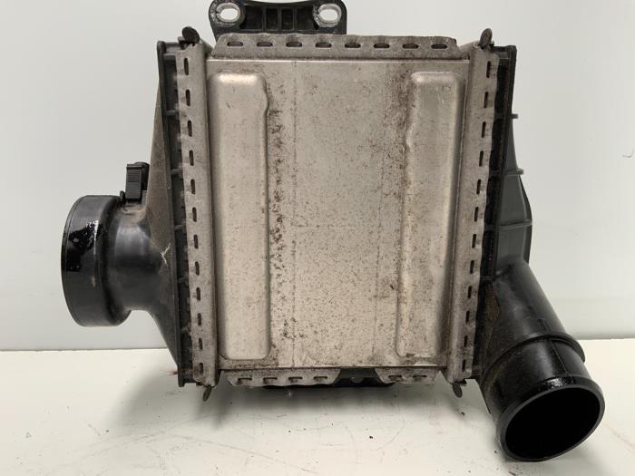 Usados Intercooler Mercedes C (C205) C-250d 2.2 16V BlueTEC Precio € 139,14 IVA incluido ofrecido por Autodemontage van der Iest