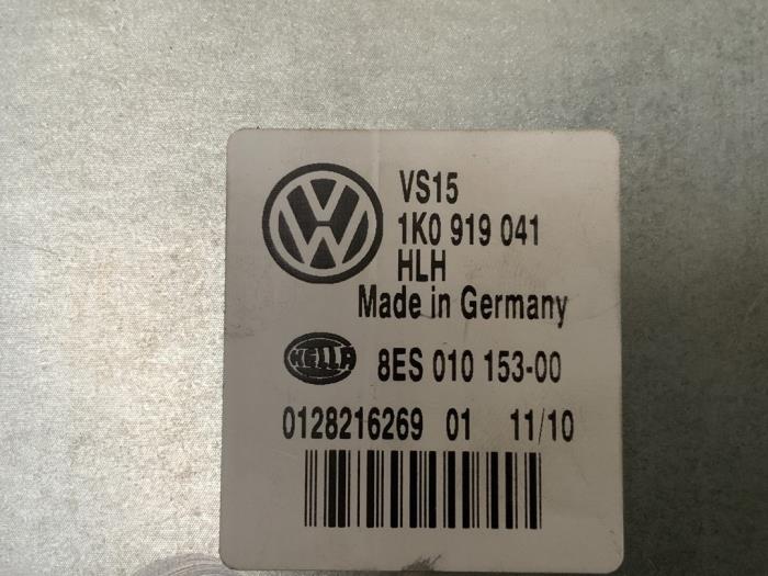 Regulator napiecia z Volkswagen Golf VI (5K1) 1.2 TSI BlueMotion 2010