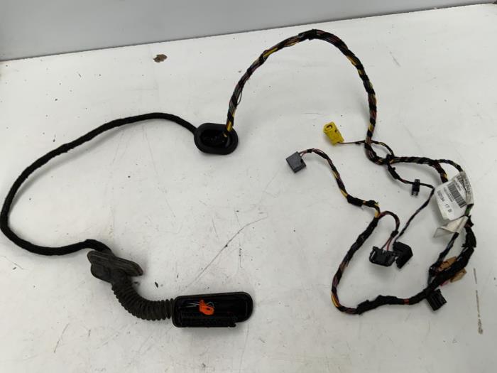Begagnade Kablage Volkswagen Polo V (6R) 1.2 12V Pris € 20,00 Marginaltabell erbjuds av Autodemontage van der Iest
