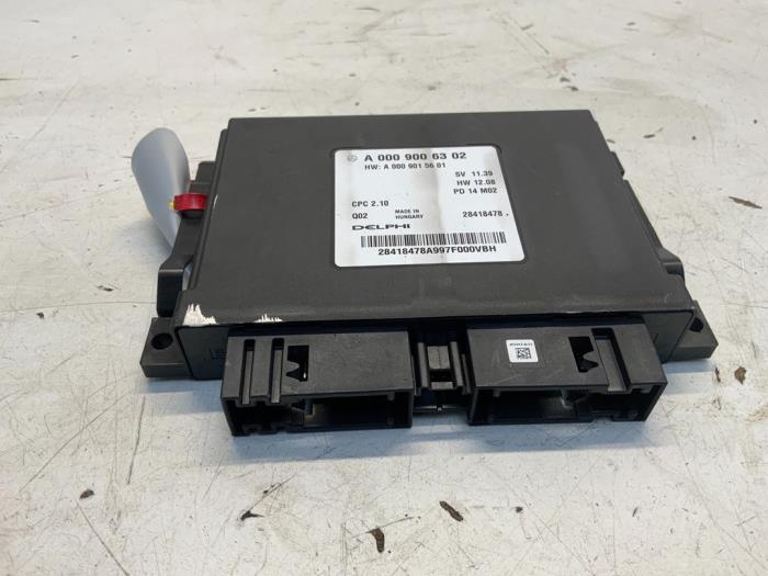 Begagnade PDC-modul Mercedes A (W176) 2.2 A-200 CDI, A-200d 16V 4-Matic Pris € 40,00 Marginaltabell erbjuds av Autodemontage van der Iest