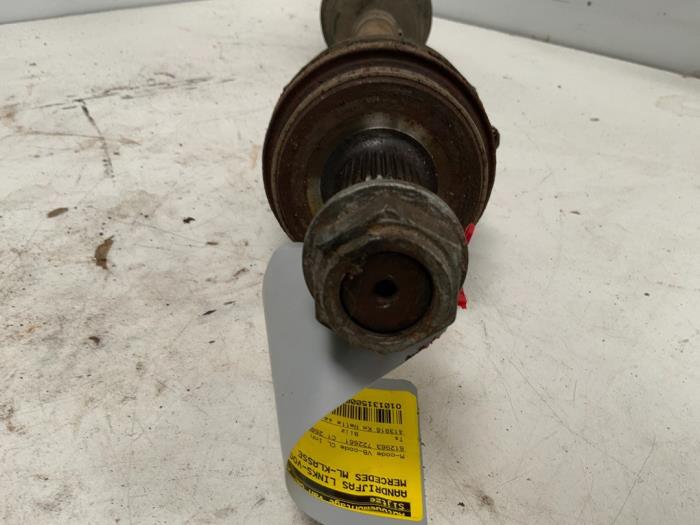 Front drive shaft, left from a Mercedes-Benz ML I (163) 270 2.7 CDI 20V 2000