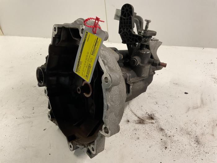 Gebrauchte Getriebe Volkswagen Up! (121) 1.0 12V 75 Preis € 299,99 Margenregelung angeboten von Autodemontage van der Iest