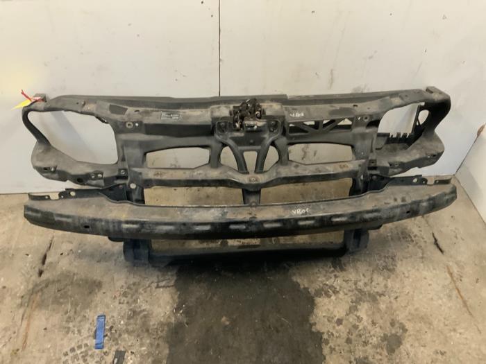 Używane Panel przedni Volkswagen Bora (1J2) 1.9 TDI 100 Cena € 25,00 Procedura marży oferowane przez Autodemontage van der Iest