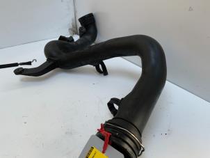 Used Intercooler hose Seat Leon (1P1) 1.9 TDI 105 Price € 15,00 Margin scheme offered by Autodemontage van der Iest