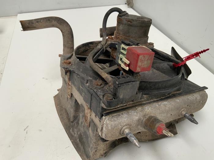 Usagé Radiateur Mercedes S (W220) 5.8 S-600L V12 36V Prix € 35,00 Règlement à la marge proposé par Autodemontage van der Iest