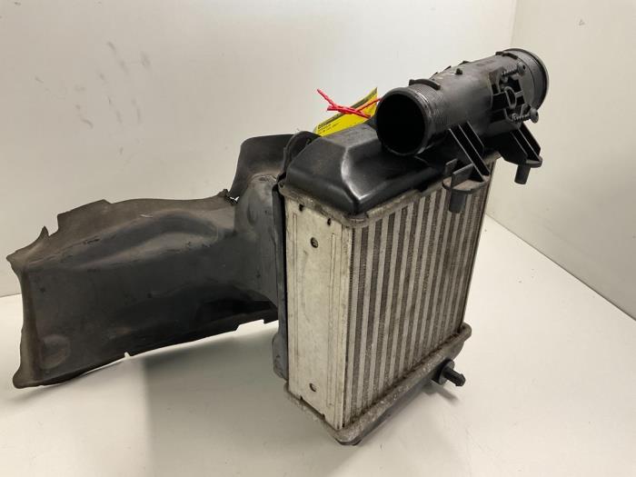 Usados Intercooler Audi A6 Avant Quattro (C6) 3.0 TDI V6 24V Precio € 25,00 Norma de margen ofrecido por Autodemontage van der Iest