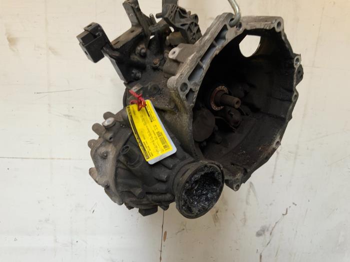 Gebrauchte Getriebe Seat Ibiza ST (6J8) 1.2 TDI Ecomotive Preis € 75,00 Margenregelung angeboten von Autodemontage van der Iest