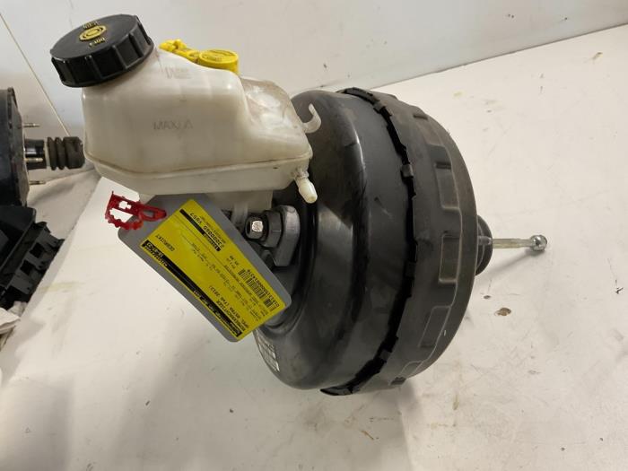 Gebrauchte Bremskraftverstärker Opel Astra J GTC (PD2/PF2) 1.7 CDTi 16V ecoFLEX 110 Preis € 35,00 Margenregelung angeboten von Autodemontage van der Iest