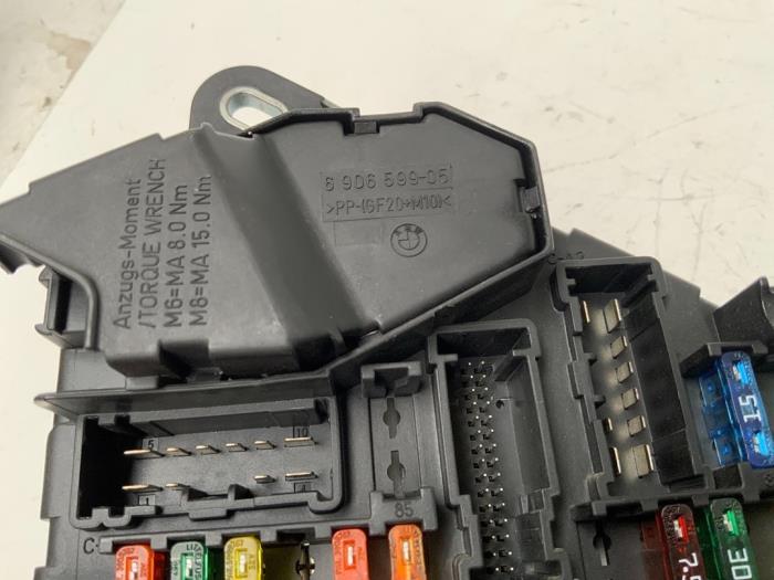 Sicherungskasten BMW 5 serie 530i 24V - 690659905