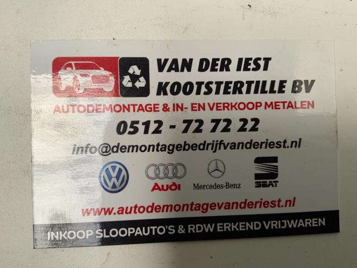Panneau de commandes chauffage d'un Volkswagen Golf V (1K1) 1.6 FSI 16V 2004