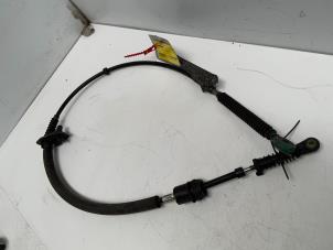 Used Gearbox shift cable Mercedes B (W245,242) 2.0 B-180 CDI 16V Price € 25,00 Margin scheme offered by Autodemontage van der Iest