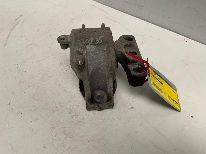 Used Engine mount Volkswagen Golf V (1K1) 1.6 FSI 16V Price € 15,00 Margin scheme offered by Autodemontage van der Iest
