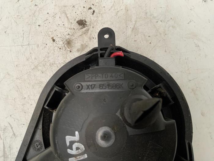 Heating and ventilation fan motor from a Mercedes-Benz Sprinter 3t (903) 308 D 1999