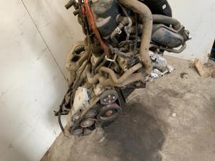 Engine from a Mercedes-Benz Vaneo (W414) 1.7 CDI 16V 2004
