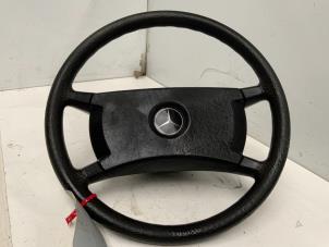 Used Steering wheel Mercedes E Combi diesel (S124) 2.0 200 TD Price € 45,00 Margin scheme offered by Autodemontage van der Iest