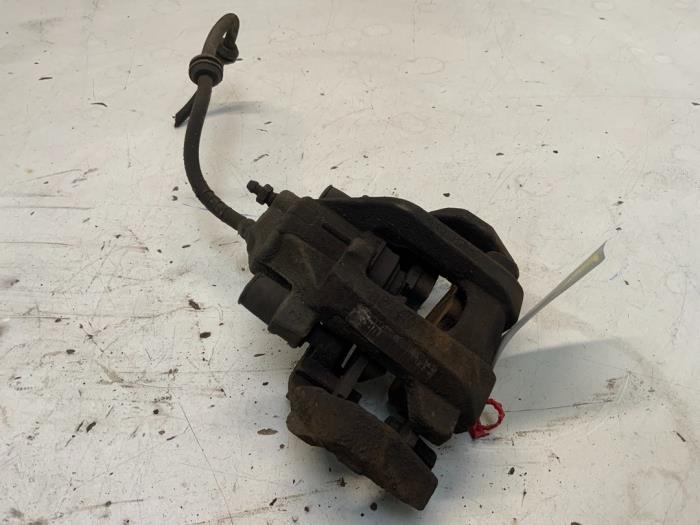 Gebrauchte Bremszange links hinten Mercedes ML II (164/4JG) 3.0 ML-320 CDI 4-Matic V6 24V Preis € 17,50 Margenregelung angeboten von Autodemontage van der Iest