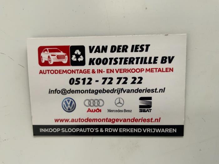 Leiterplatte Rücklicht links van een Volkswagen Polo IV (9N1/2/3) 1.4 16V 2002