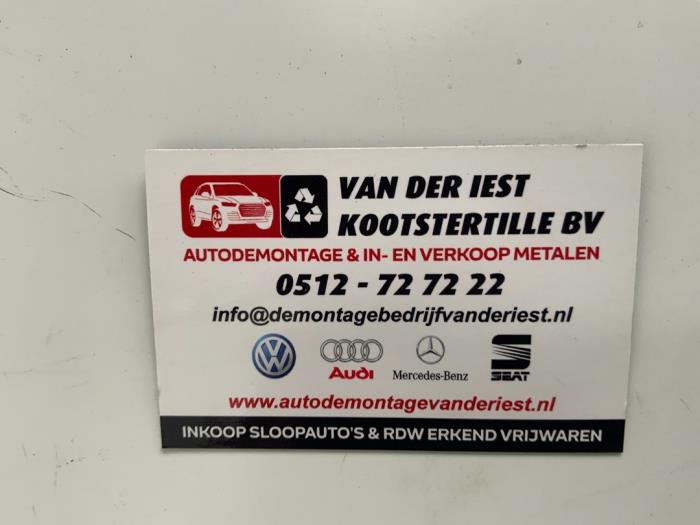 Panneau de commandes chauffage d'un Volkswagen Polo IV (9N1/2/3) 1.4 16V 2002