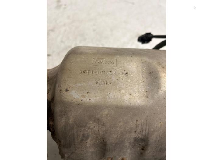 Catalytic converter from a Ford Mondeo V Wagon 1.5 EcoBoost 16V 2019
