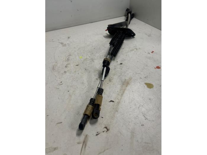 Gearbox control cable from a Volkswagen Transporter T6 2.0 TDI DRF 2016