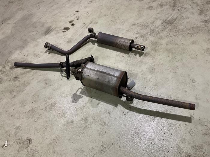 Usagé Echappement (complet) Volkswagen Caddy III (2KA,2KH,2CA,2CH) 2.0 SDI Prix € 69,99 Règlement à la marge proposé par Autodemontage van der Iest