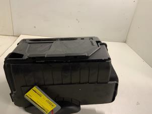 Used Battery cover Mercedes A (W176) 1.6 A-200 16V Price € 27,50 Margin scheme offered by Autodemontage van der Iest