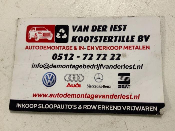 Módulo de confort de un Volkswagen Golf VII (AUA) 1.6 TDI BlueMotion 16V 2014