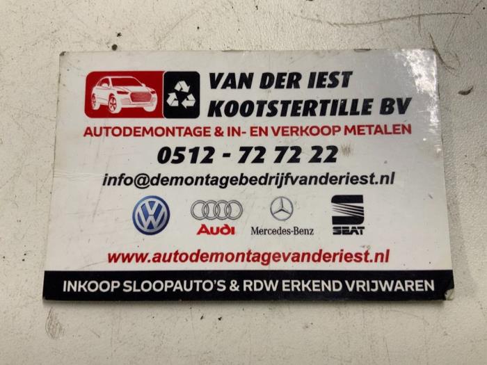 Alarm siren from a Volkswagen Golf VII (AUA) 1.6 TDI BlueMotion 16V 2014