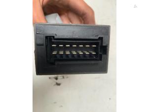 LPG Modul van een Mercedes-Benz S (W220) 5.8 S-600L V12 36V 2000